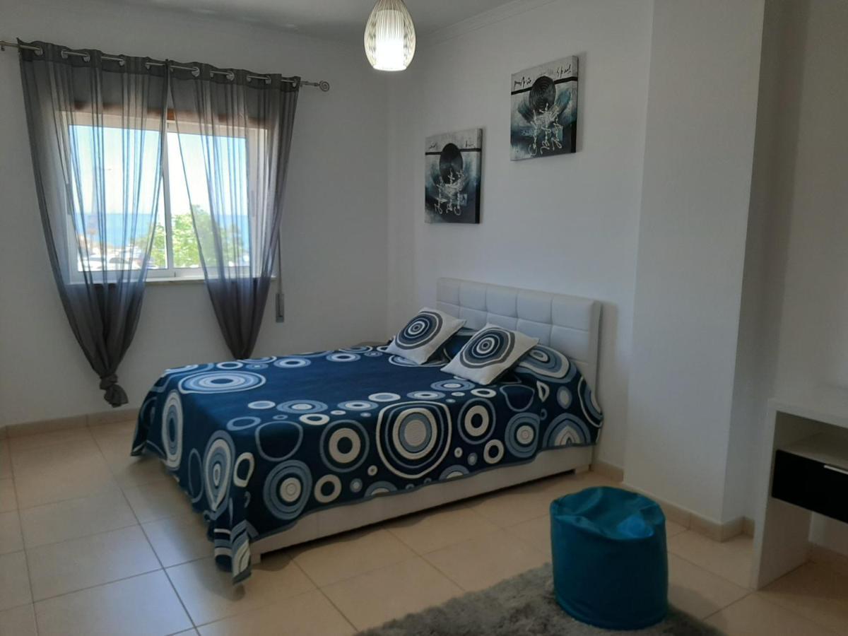 Edificio Praia Mar Sol Armacao de Pera Bagian luar foto